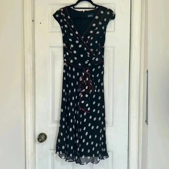 Adrianna Papell  women’s Silk Tie Front Dot Dress  Sz 8 - Picture 9 of 13